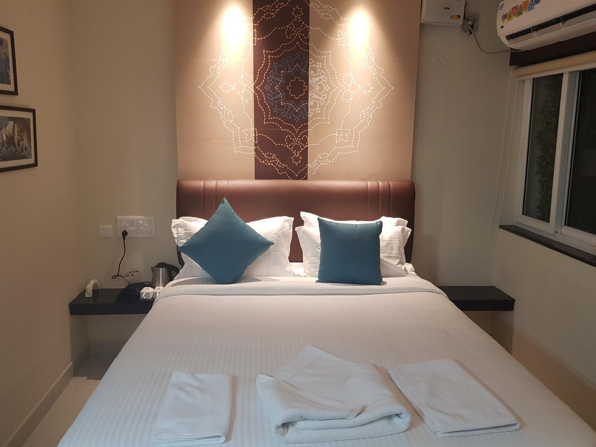 The Bull Boutique Hotel Ποντισερί Εξωτερικό φωτογραφία