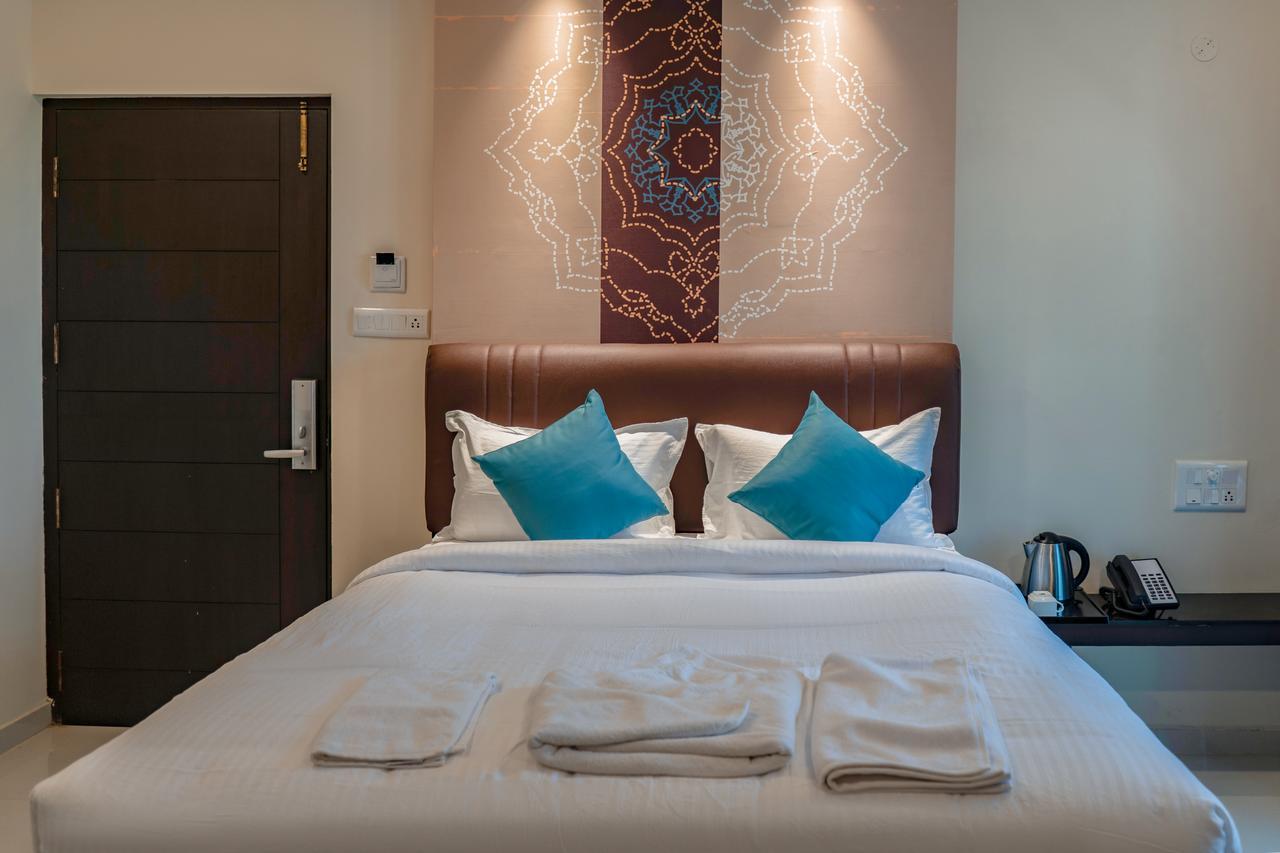 The Bull Boutique Hotel Ποντισερί Εξωτερικό φωτογραφία